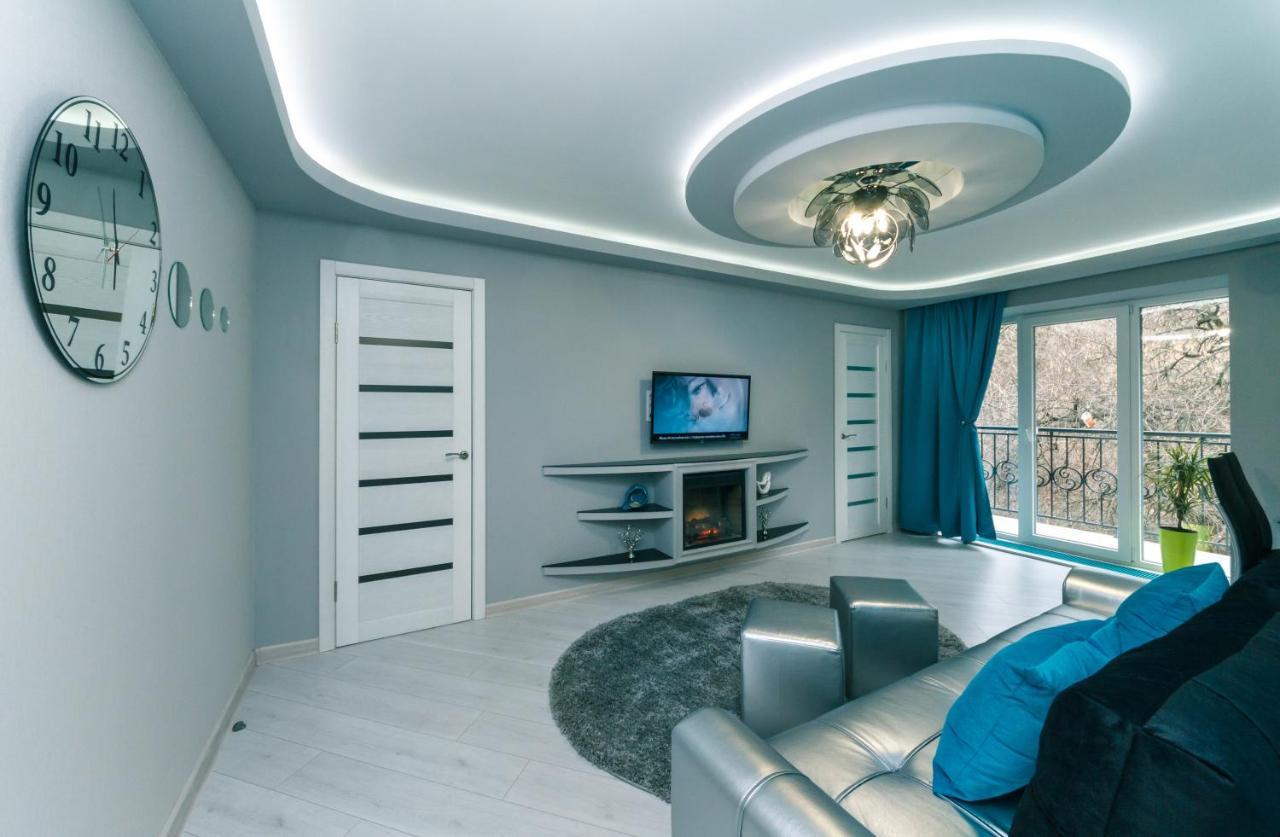 Апартаменты На Кловском Спуске В Центре Kiev Extérieur photo