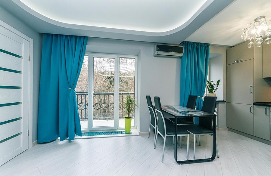 Апартаменты На Кловском Спуске В Центре Kiev Extérieur photo